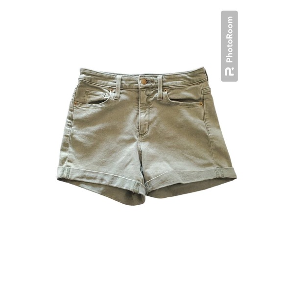Universal Thread Shorts Womens Sz 2 Green Cuffed Bermuda Denim Stretch - Picture 1 of 3